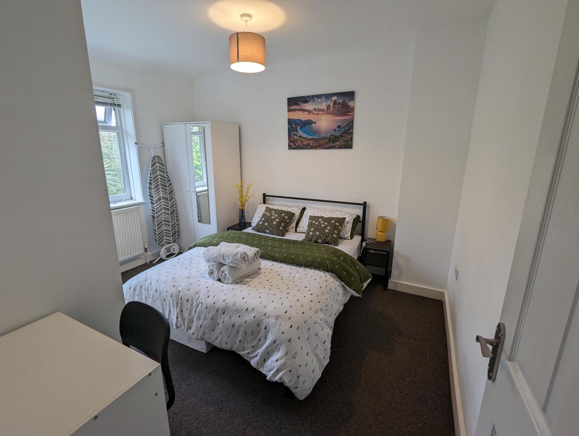 Fantastic 3-Bedroom House In London Morden (Greater London) Exterior foto