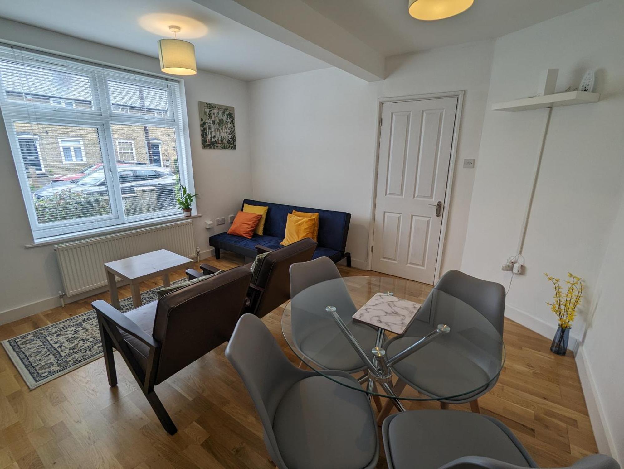 Fantastic 3-Bedroom House In London Morden (Greater London) Exterior foto